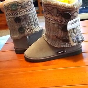 Muk Luk booties